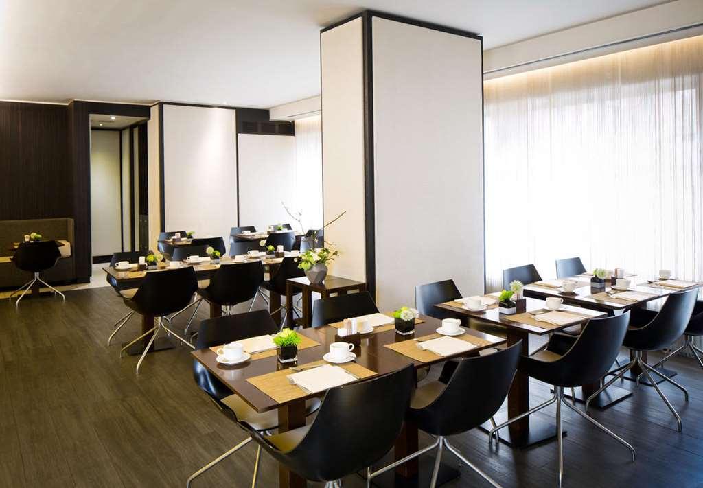 Starhotels Tourist Milano Ristorante foto