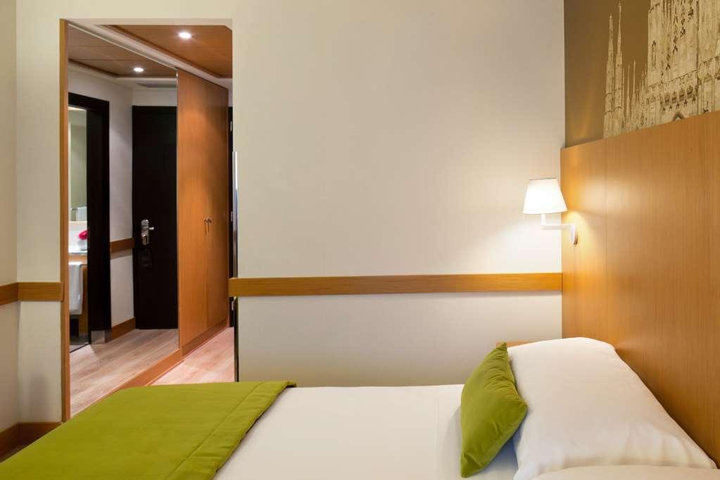 Starhotels Tourist Milano Camera foto