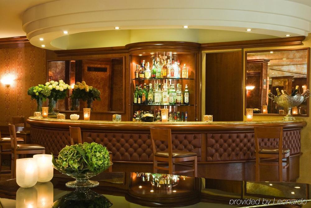 Starhotels Tourist Milano Esterno foto