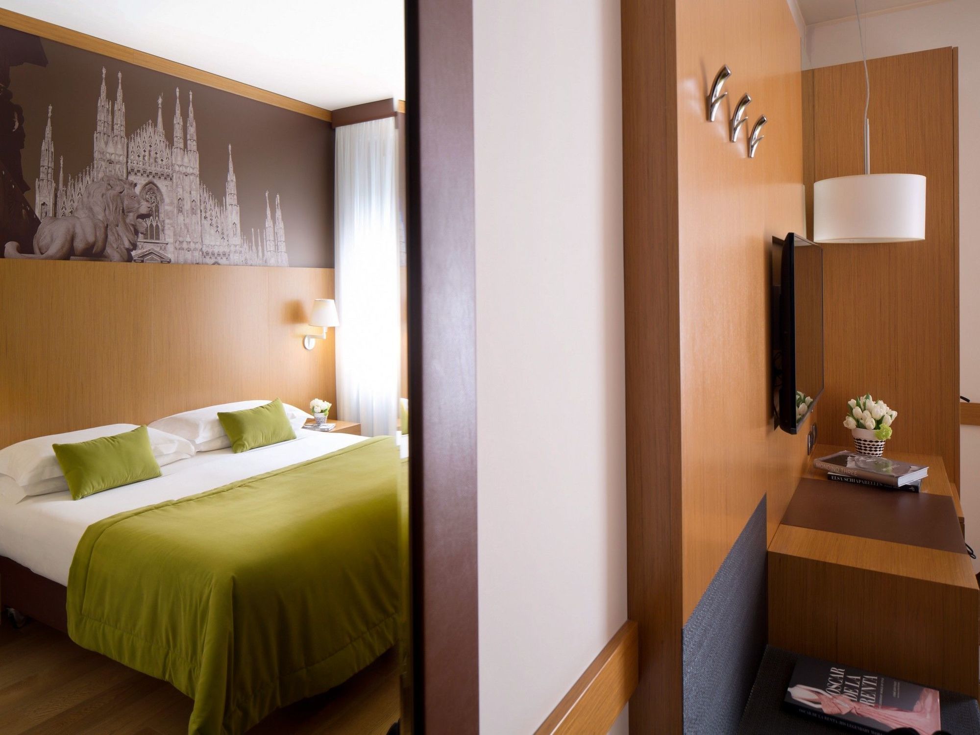 Starhotels Tourist Milano Camera foto