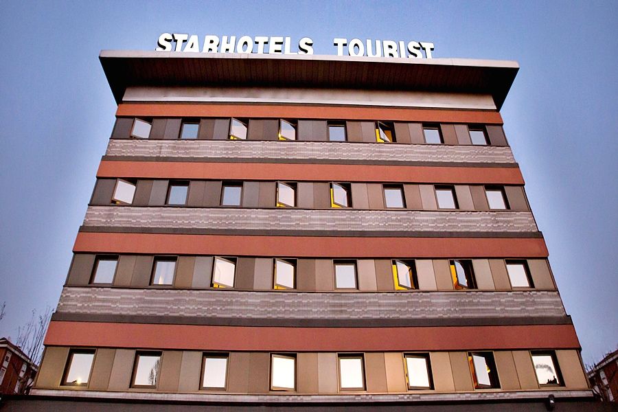 Starhotels Tourist Milano Esterno foto