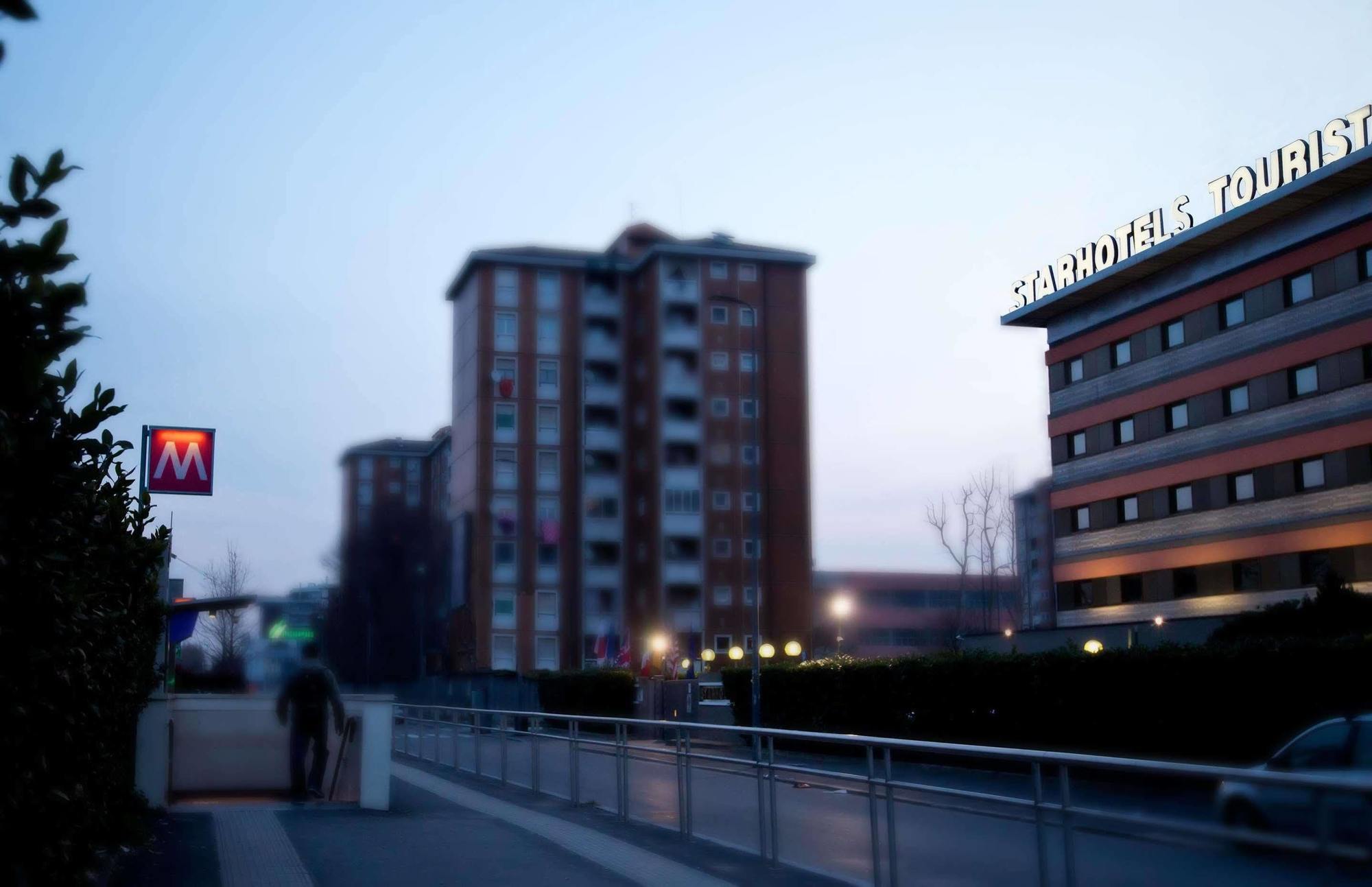 Starhotels Tourist Milano Esterno foto